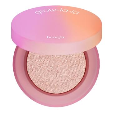 Imagen secundaria 1 - El truco de maquillaje de verano: pon un iluminador en el cuerpo